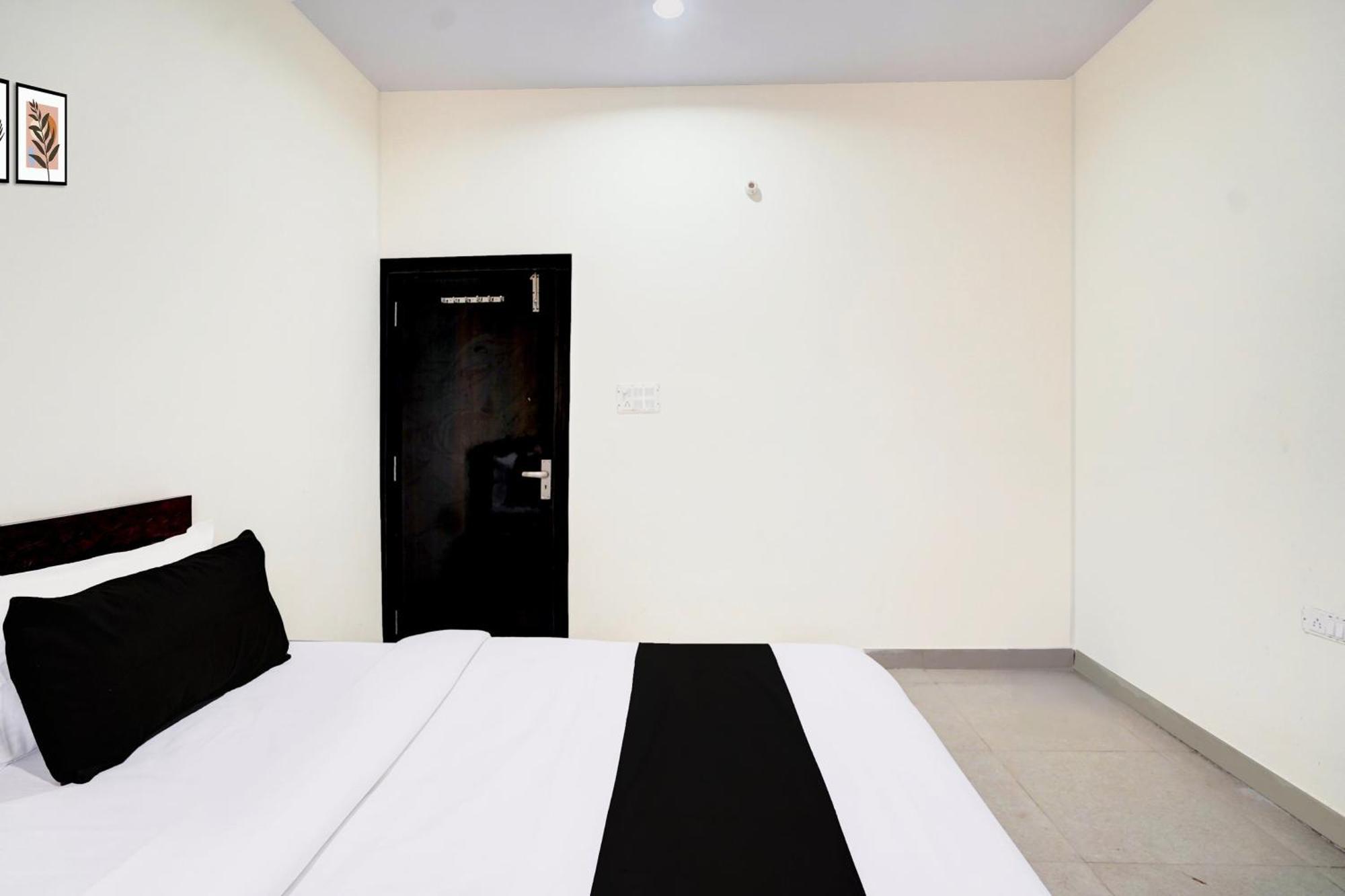 Hotel O The Crown Inn Danapur Екстер'єр фото